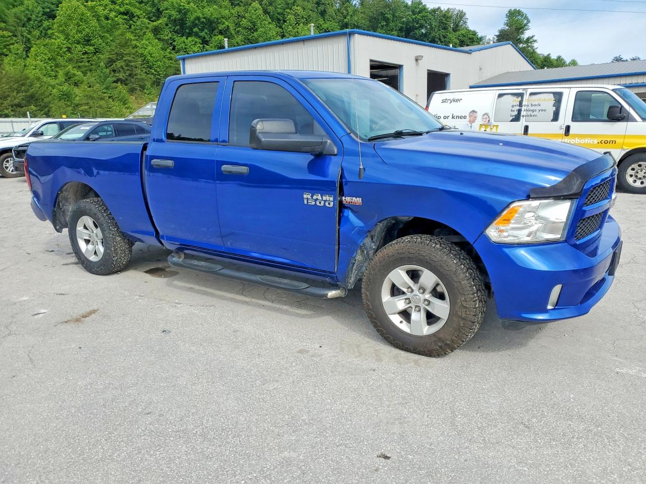 2017 RAM 1500 ST photo 4
