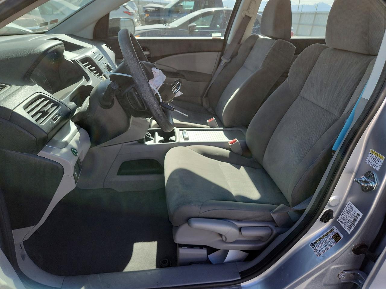2014 HONDA CR-V LX photo 19