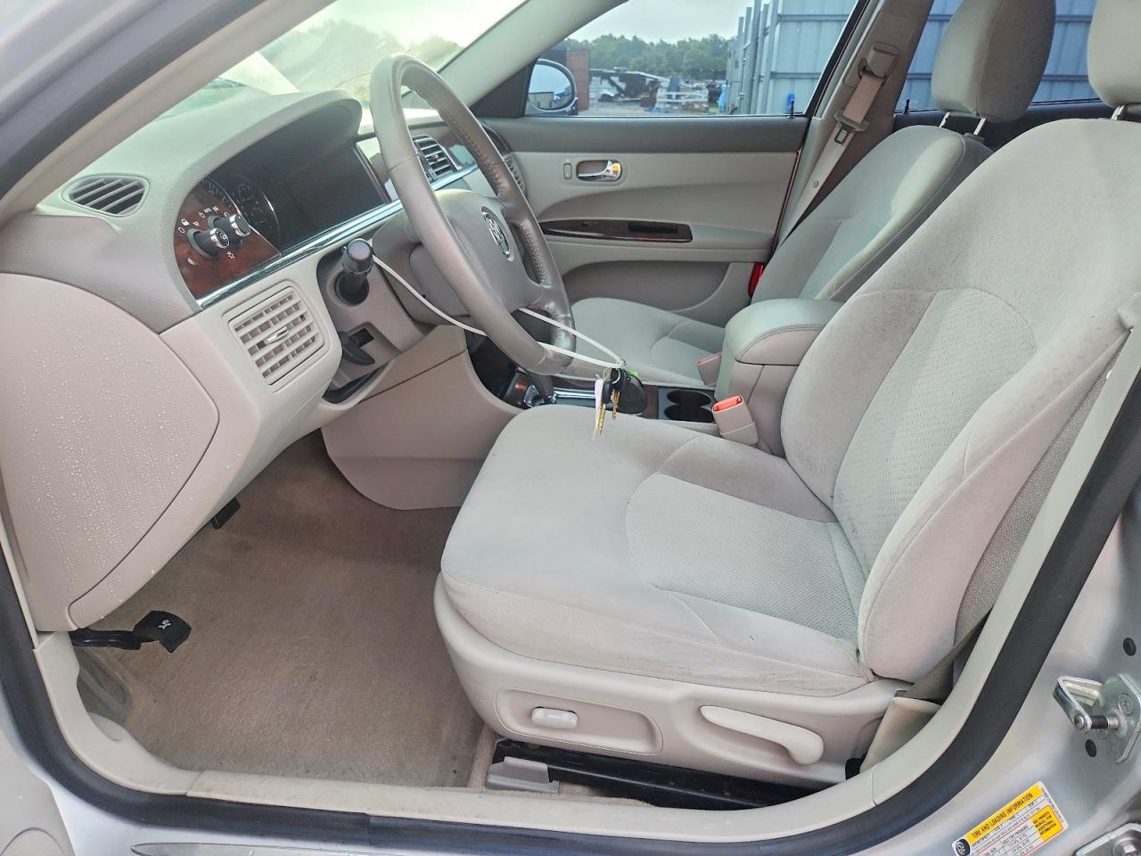 2009 BUICK LACROSSE CX photo 13