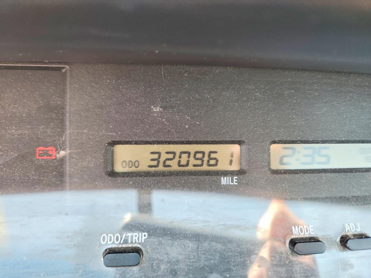 2002 TOYOTA AVALON XL photo 17
