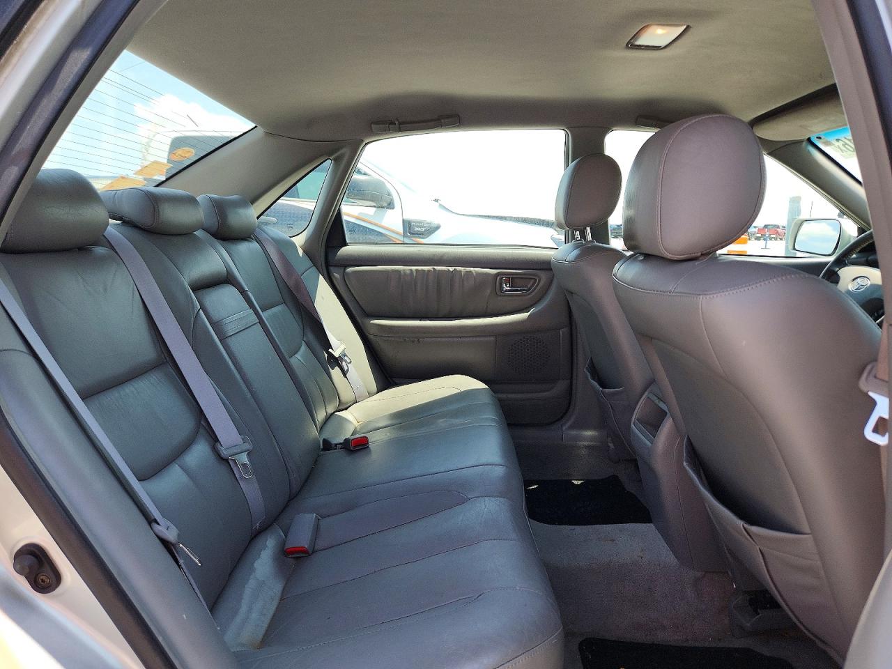 2002 TOYOTA AVALON XL photo 19