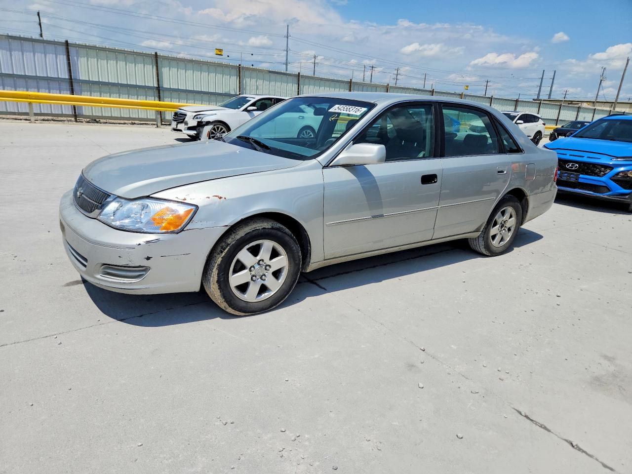 2002 TOYOTA AVALON