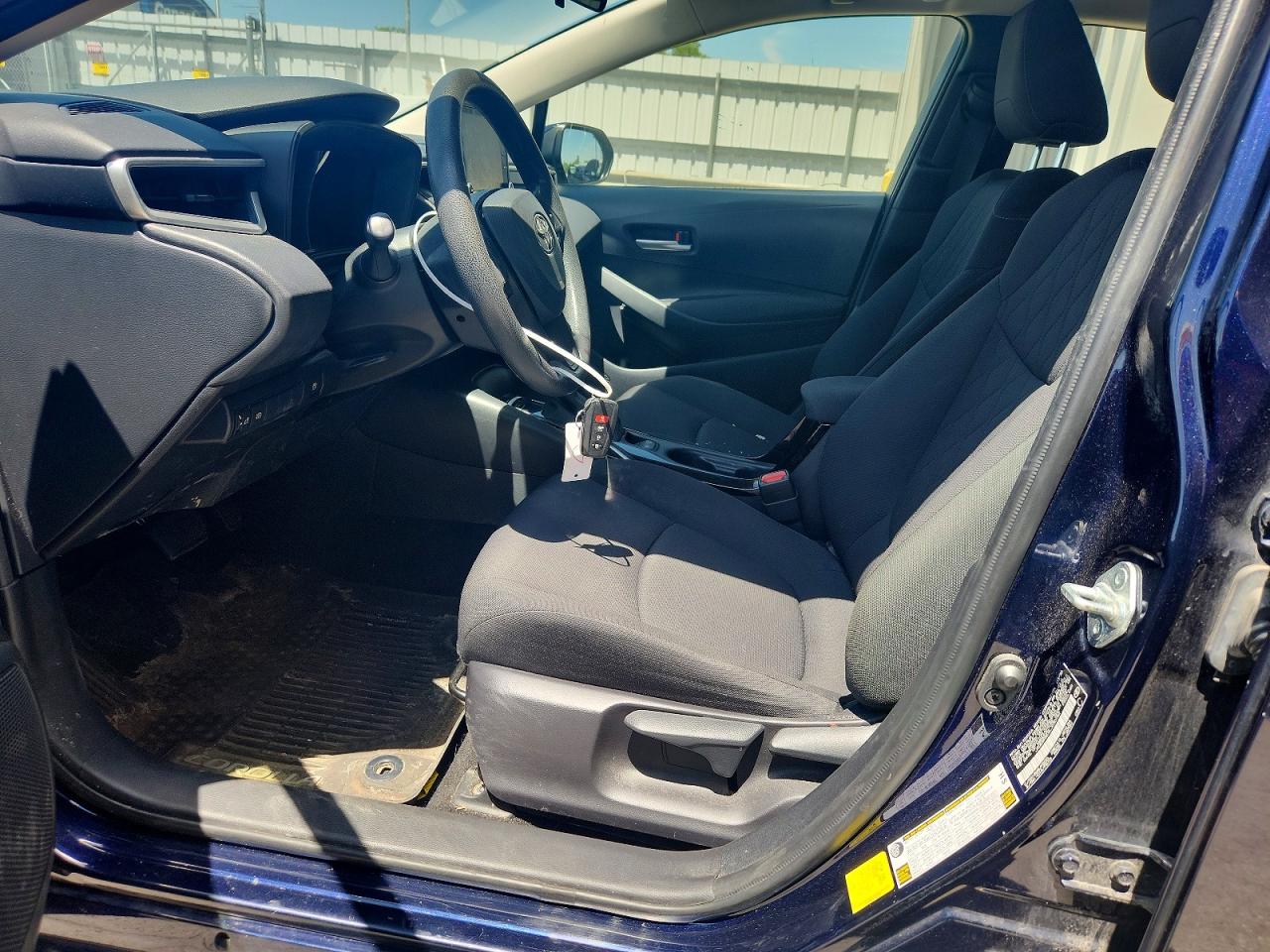 2020 TOYOTA COROLLA LE photo 7