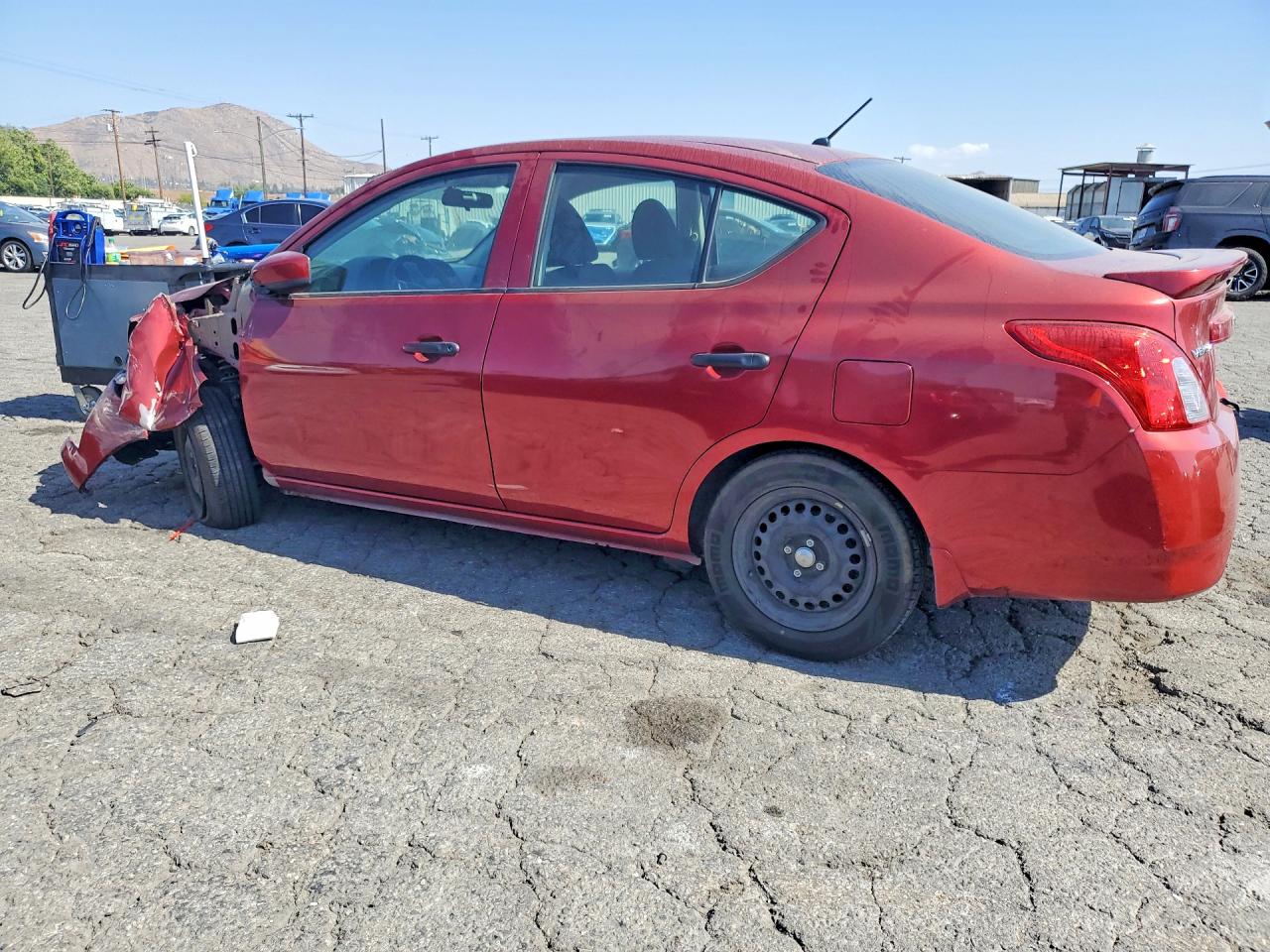 2018 NISSAN VERSA S PLUS photo 3