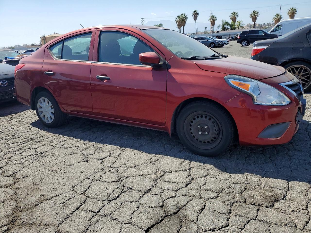 2018 NISSAN VERSA S PLUS photo 7