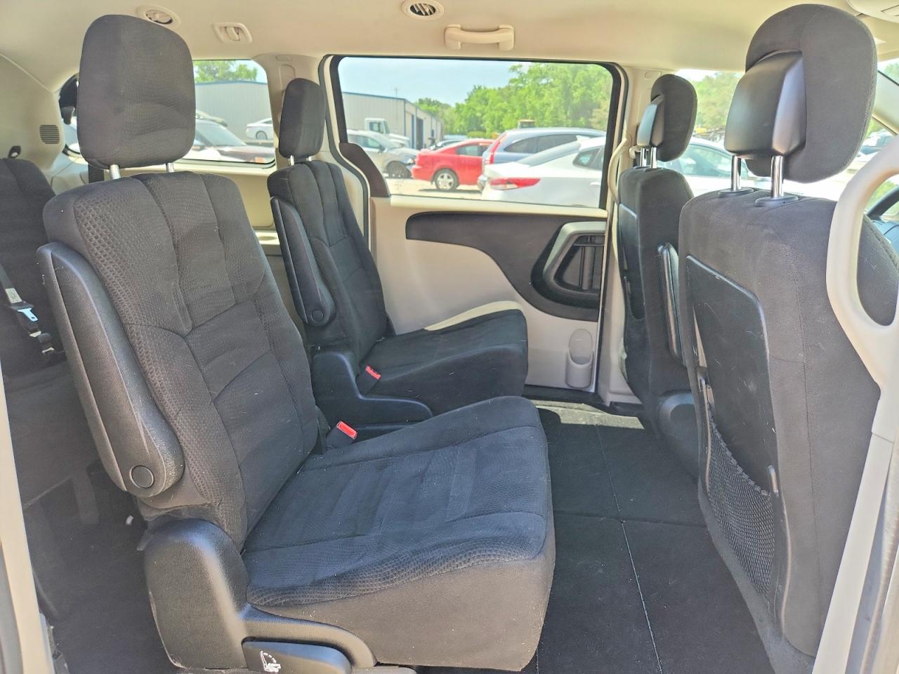 2013 DODGE GRAND CARAVAN SE photo 11