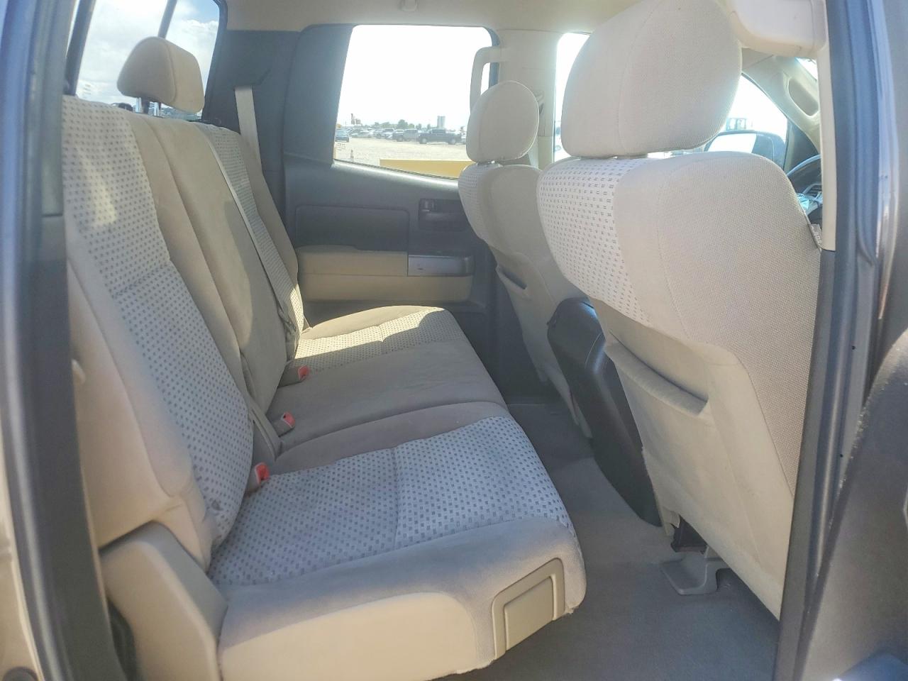 2010 TOYOTA TUNDRA DOUBLE CAB SR5 photo 10