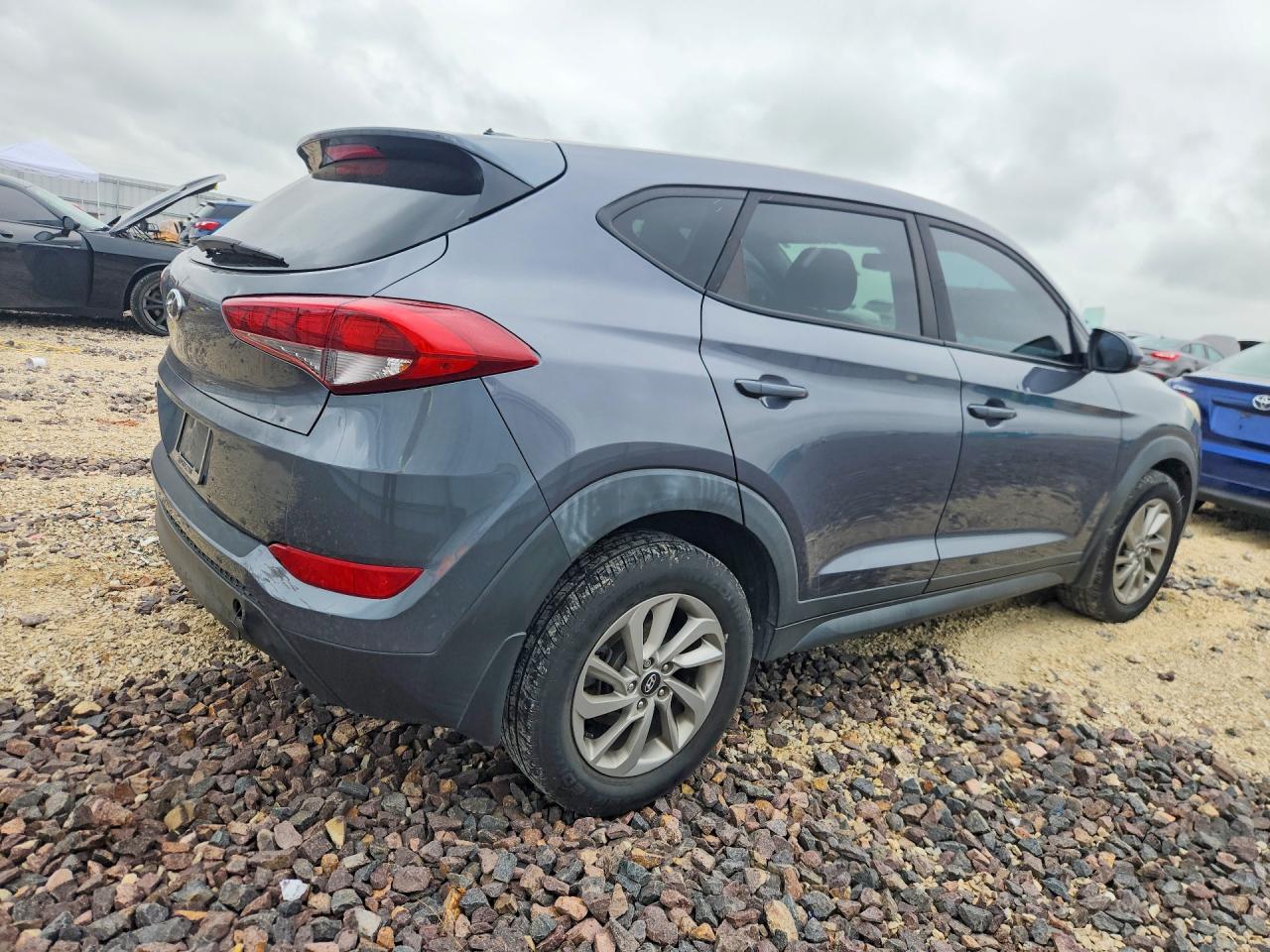 2016 HYUNDAI TUCSON SE photo 7