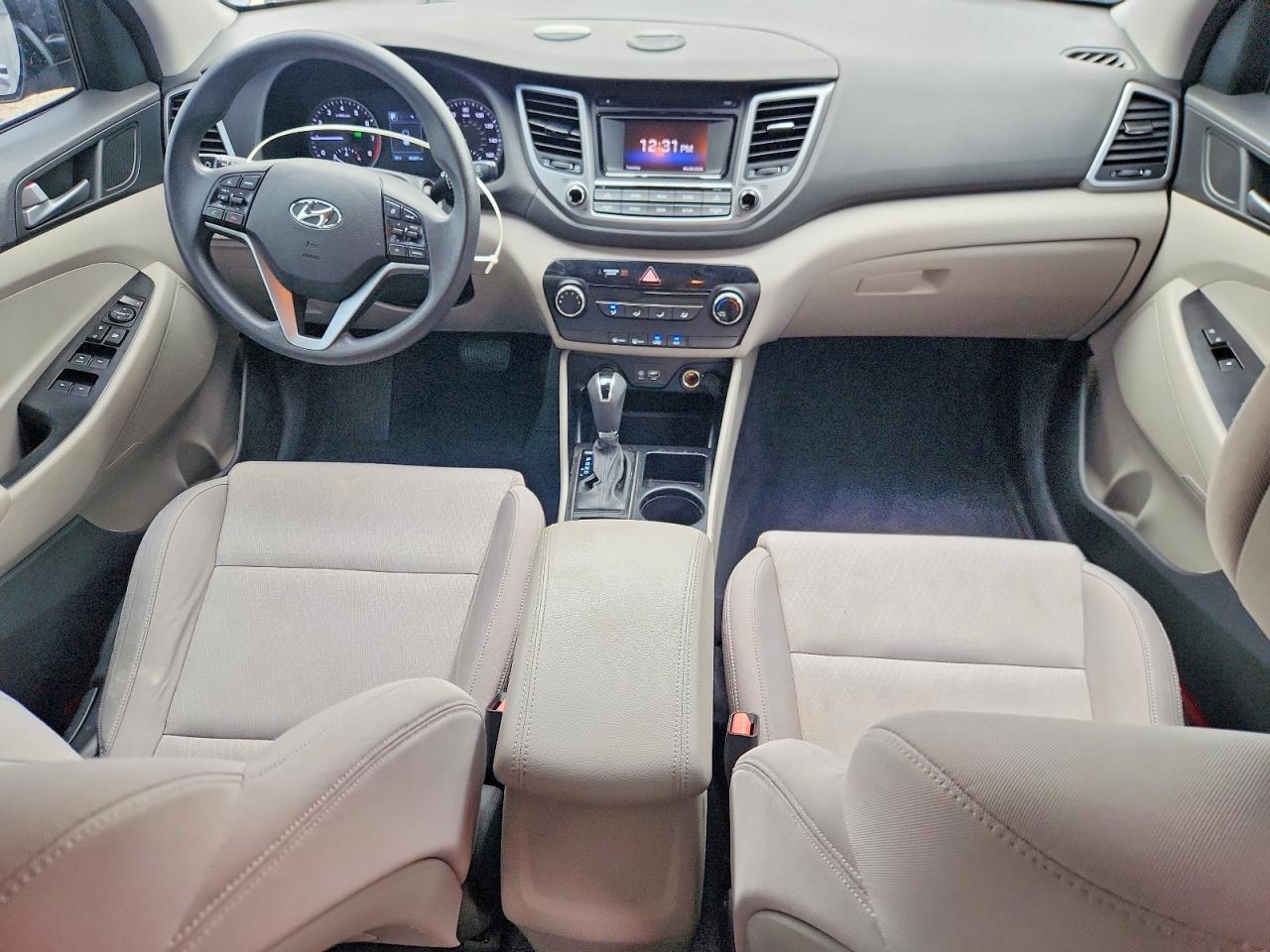 2016 HYUNDAI TUCSON SE photo 22