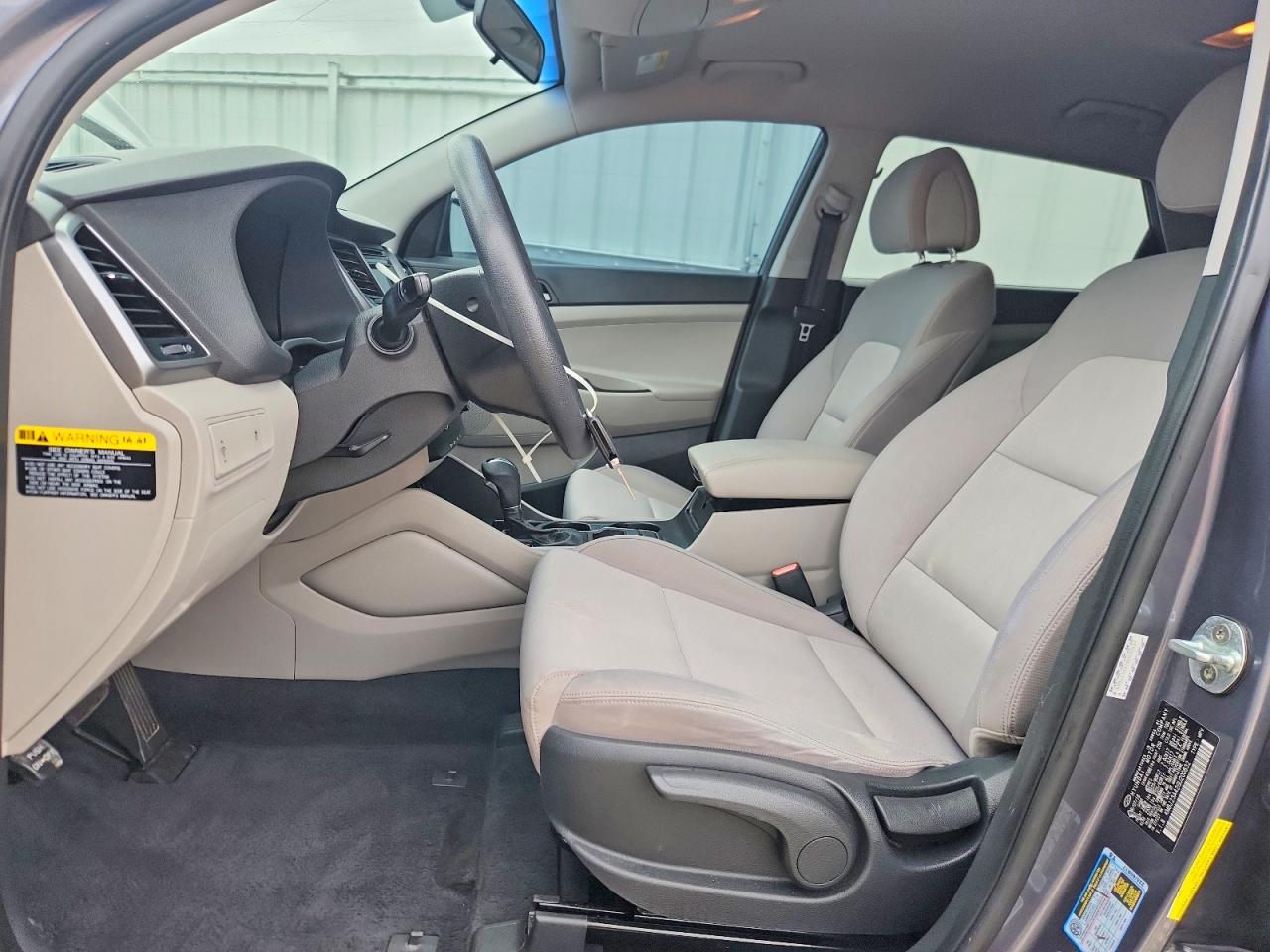 2016 HYUNDAI TUCSON SE photo 19