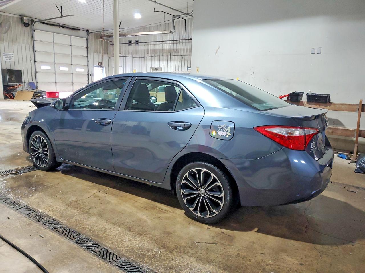 2015 TOYOTA COROLLA S PLUS photo 3