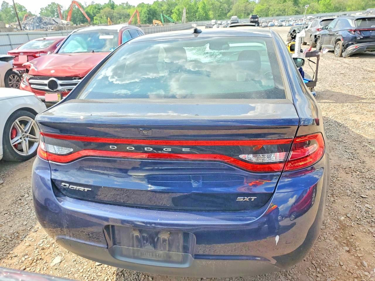 2015 DODGE DART SXT photo 6
