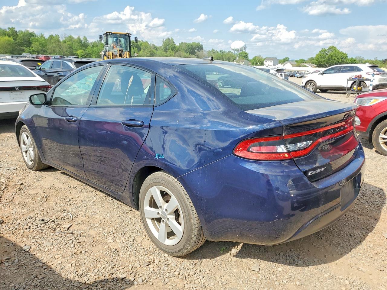 2015 DODGE DART SXT photo 2