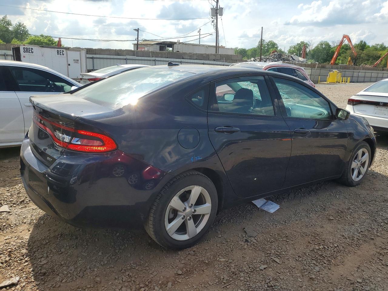 2015 DODGE DART SXT photo 3
