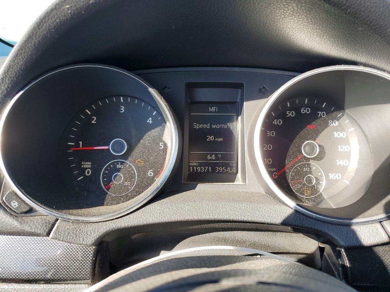 2011 VOLKSWAGEN JETTA TDI photo 17