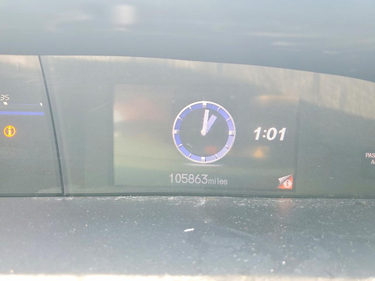 2015 HONDA CIVIC LX photo 9