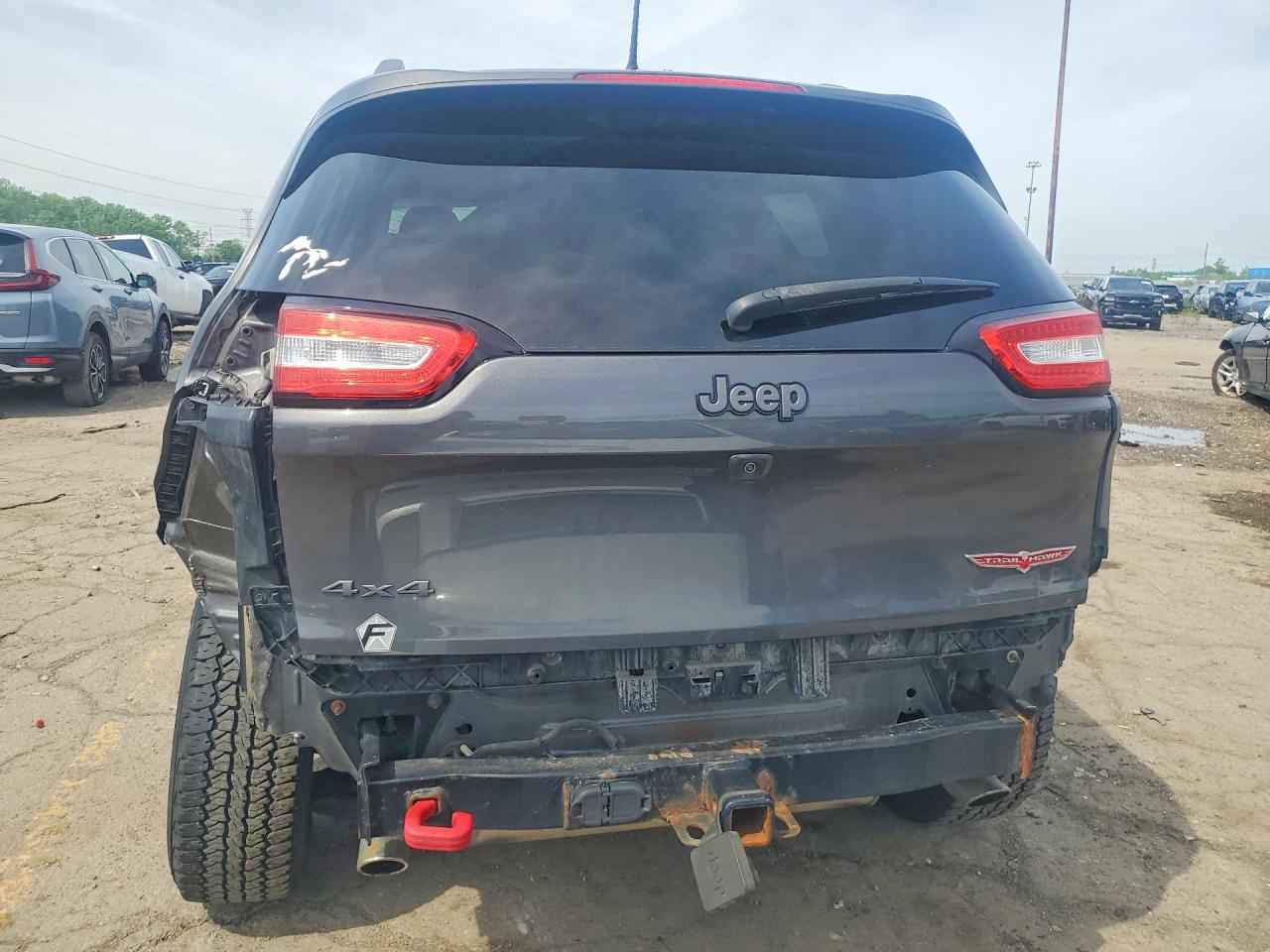 2016 JEEP CHEROKEE TRAILHAWK photo 16