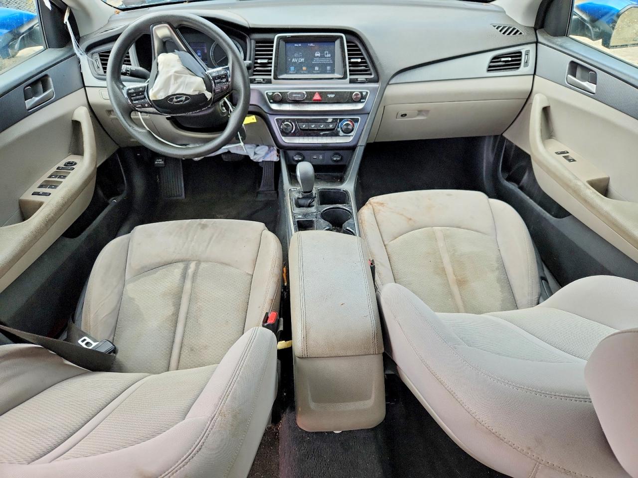 2018 HYUNDAI SONATA SE photo 15