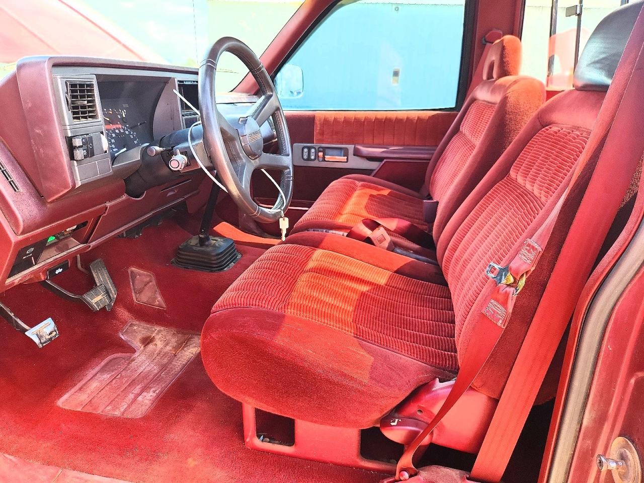 1993 CHEVROLET GMT-400 C1500 photo 19