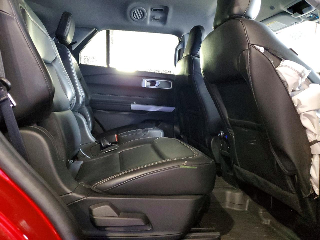 2021 FORD EXPLORER XLT photo 31