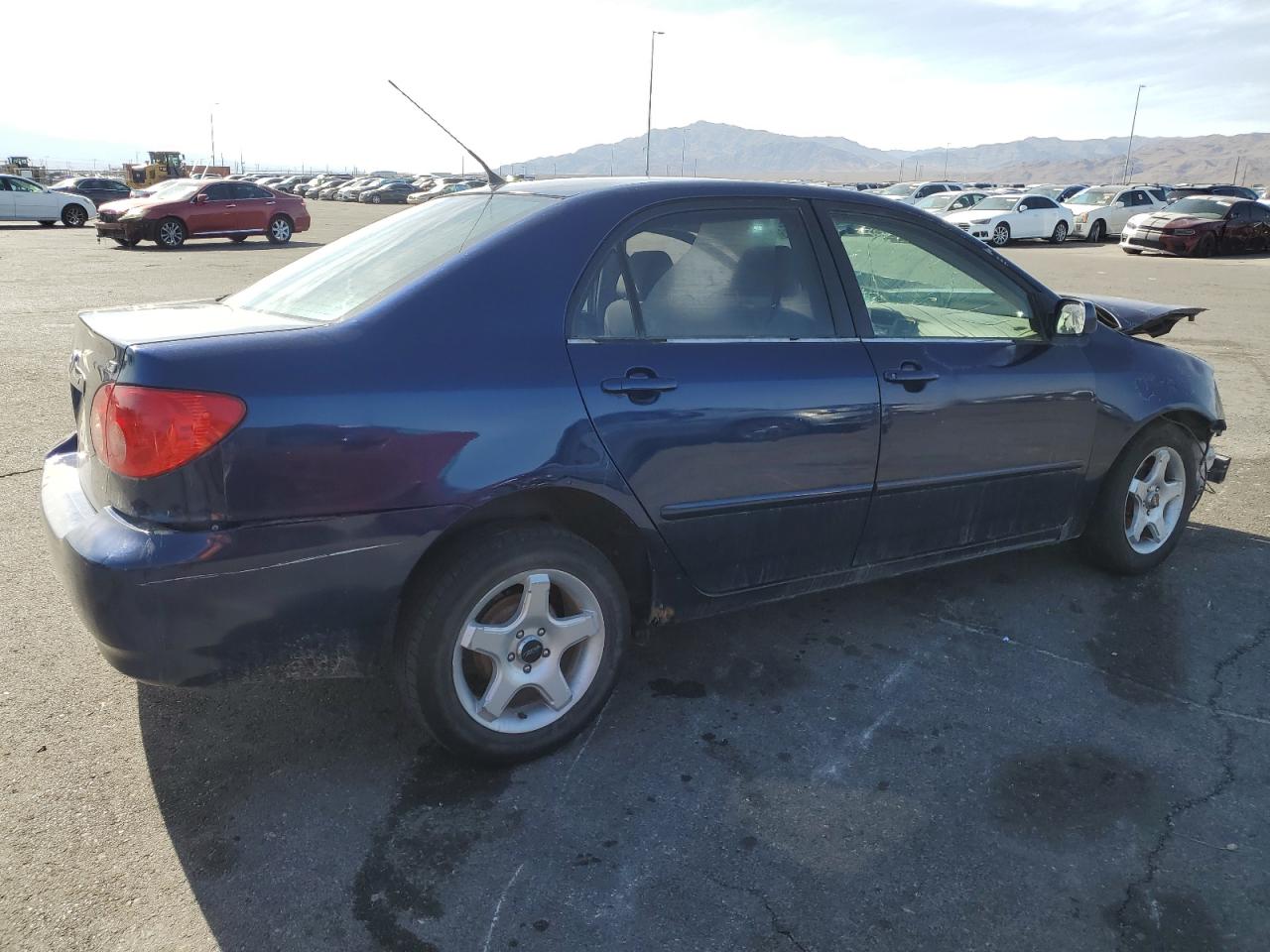 2005 TOYOTA COROLLA CE photo 3
