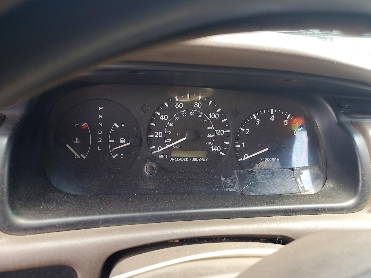 1997 TOYOTA CAMRY LE V6 photo 9