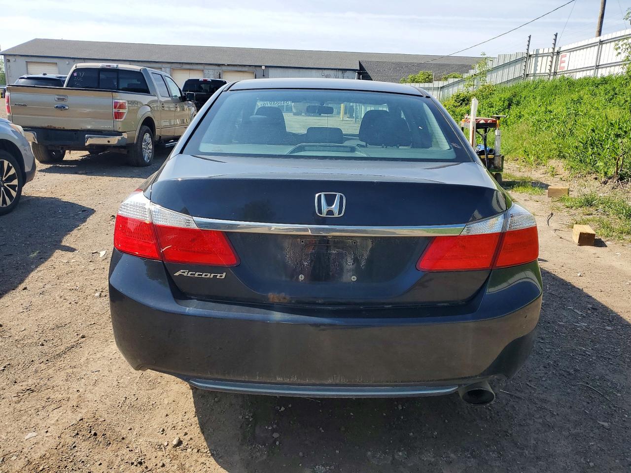 2015 HONDA ACCORD LX photo 11