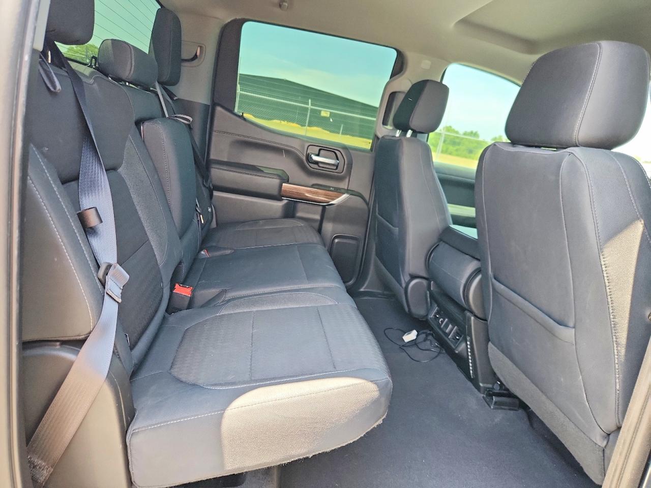 2019 CHEVROLET SILVERADO C1500 RST photo 19