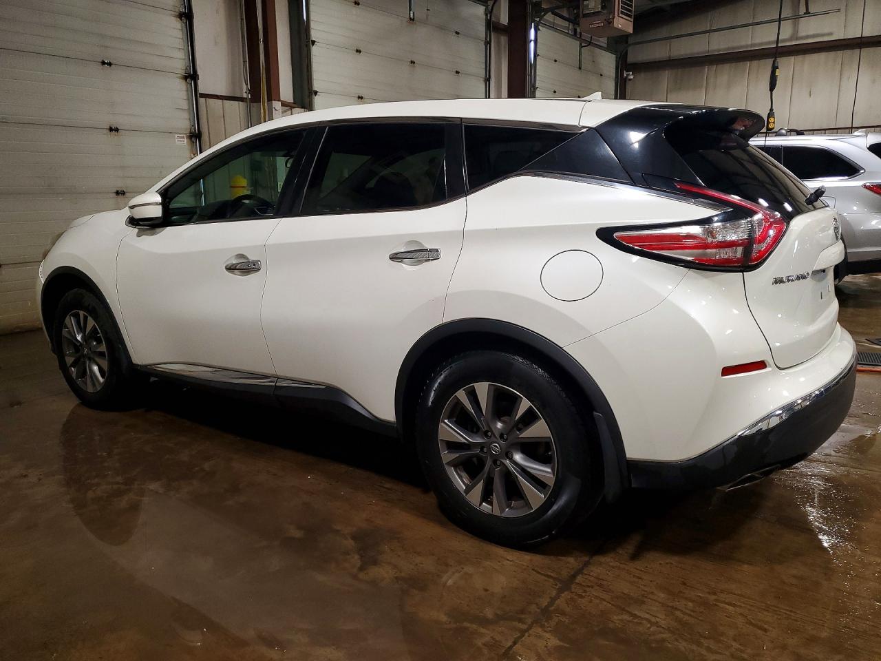 2015 NISSAN MURANO S photo 2