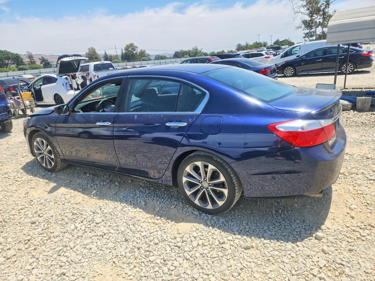 2014 HONDA ACCORD SPORT photo 2