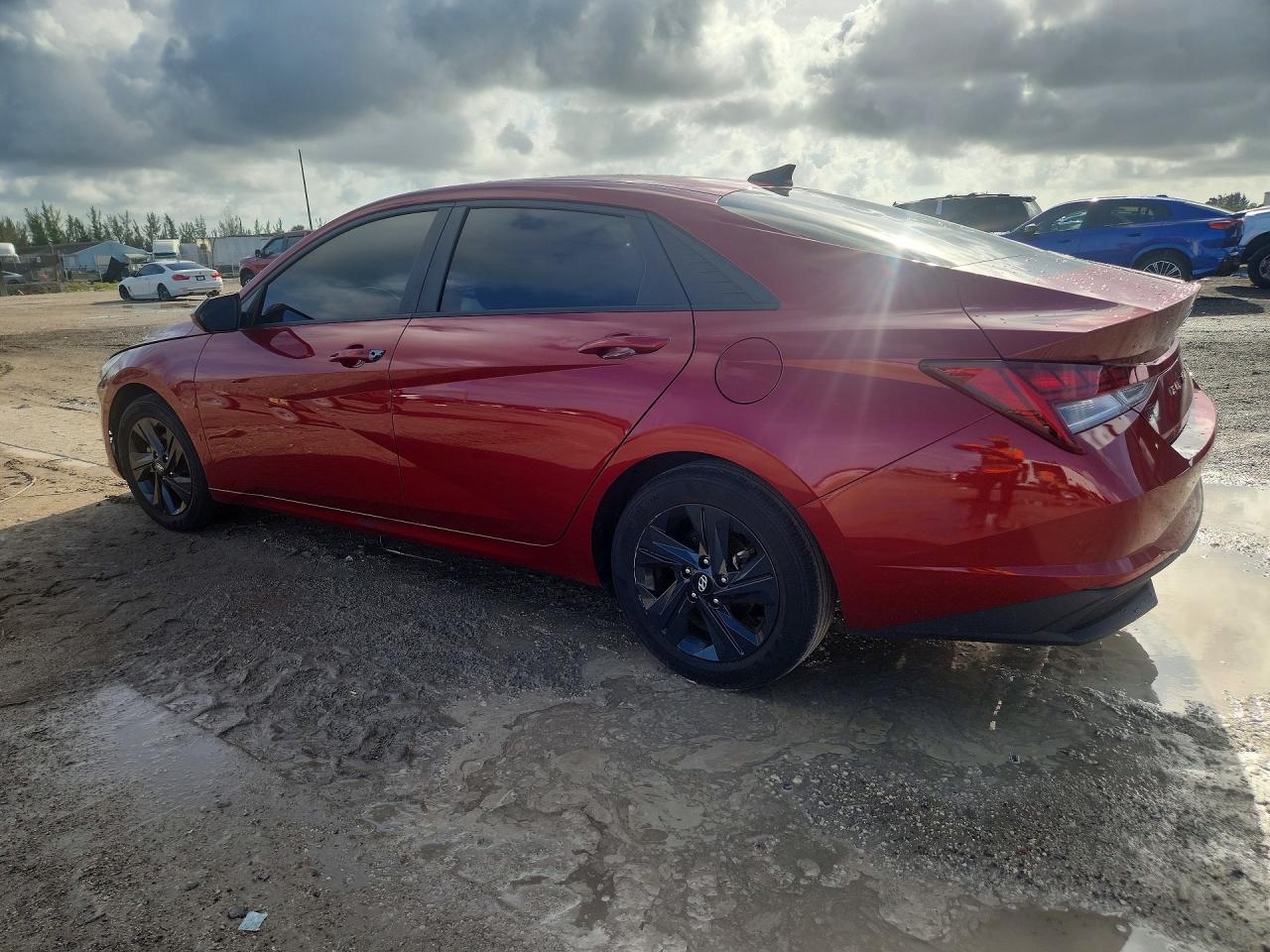 2023 HYUNDAI ELANTRA BLUE photo 3