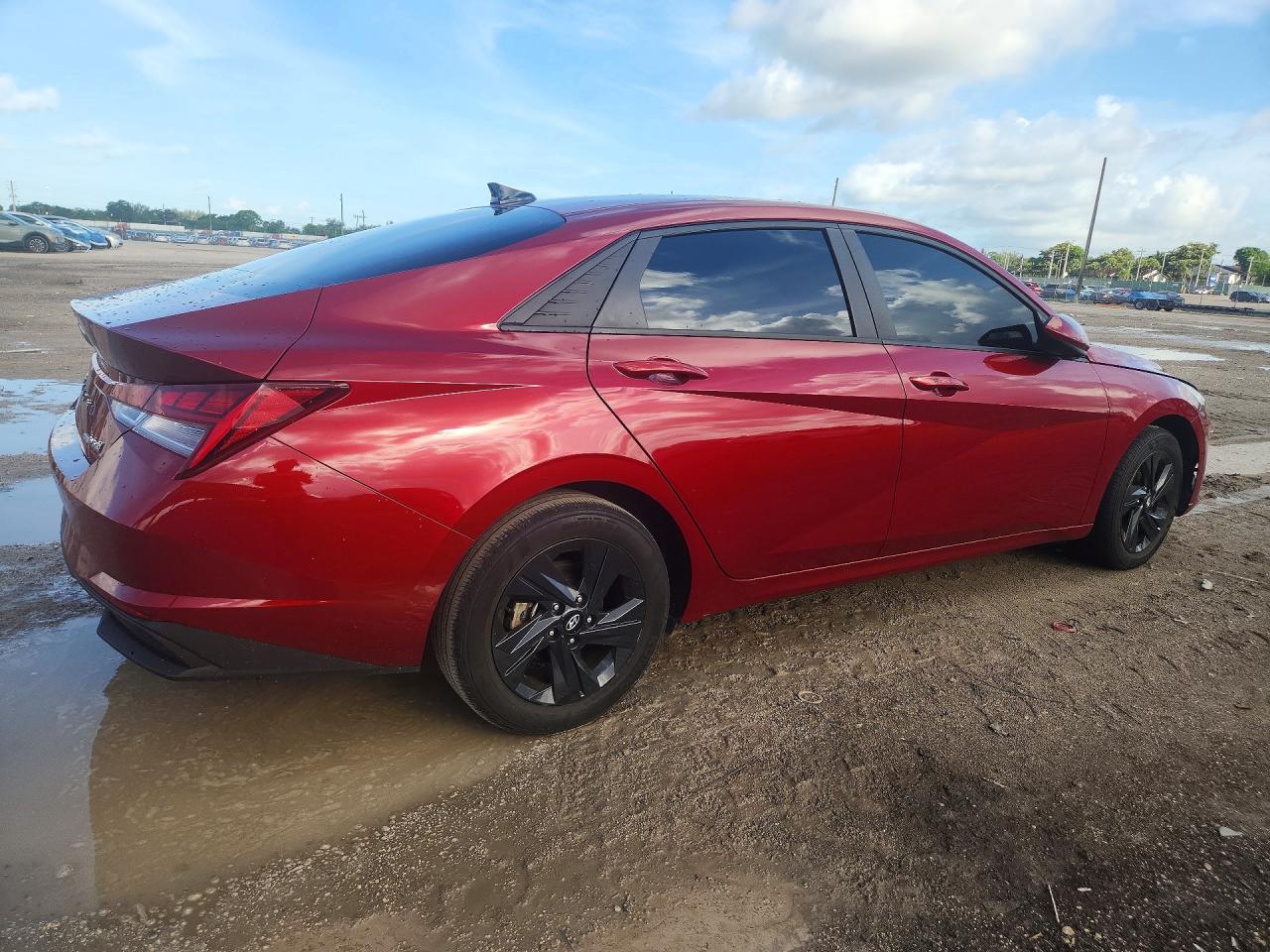 2023 HYUNDAI ELANTRA BLUE photo 5