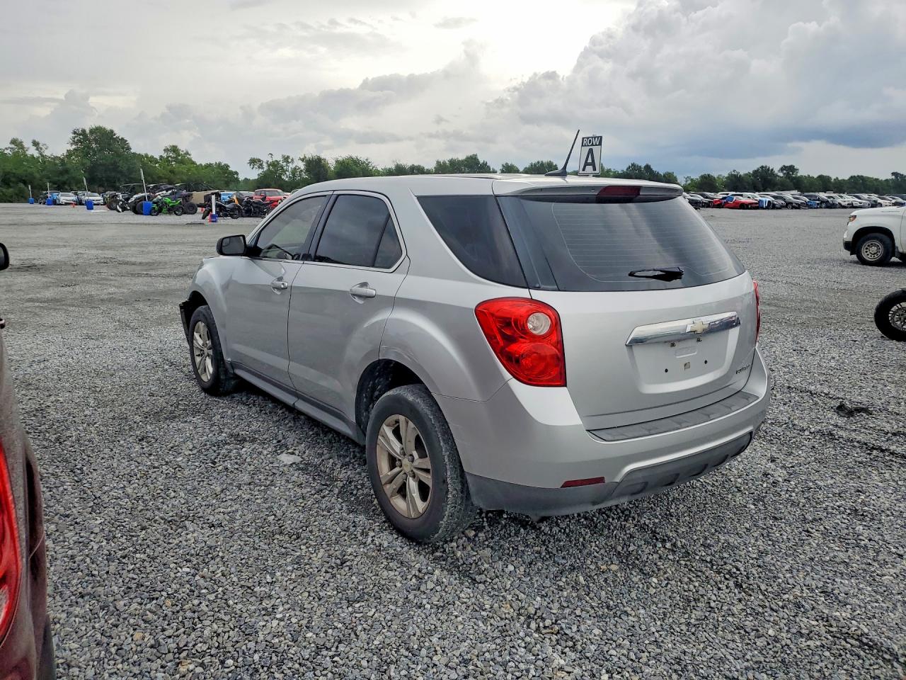 2014 CHEVROLET EQUINOX LS photo 3