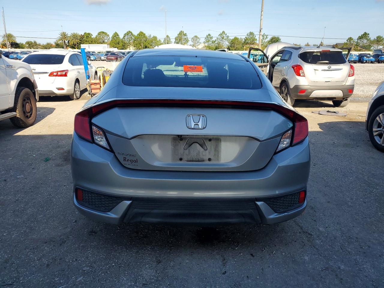 2016 HONDA CIVIC LX photo 11