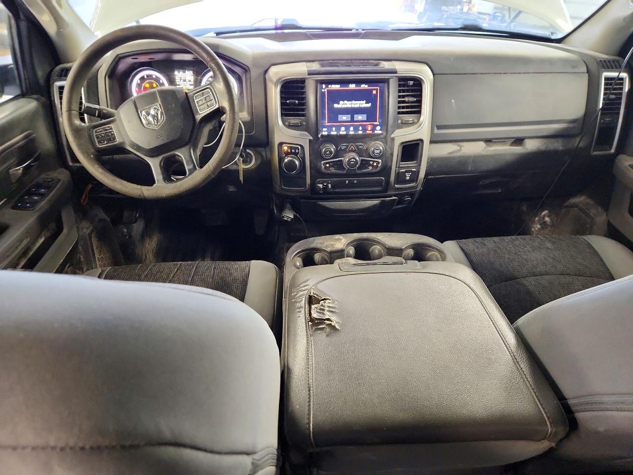 2019 RAM 1500 CLASSIC SLT photo 15