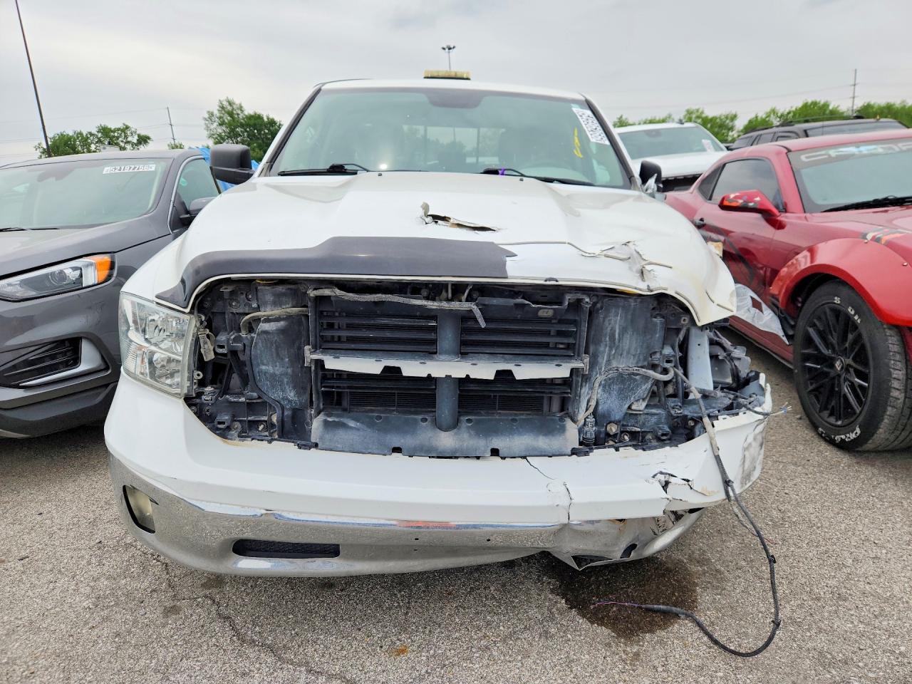 2019 RAM 1500 CLASSIC SLT photo 9