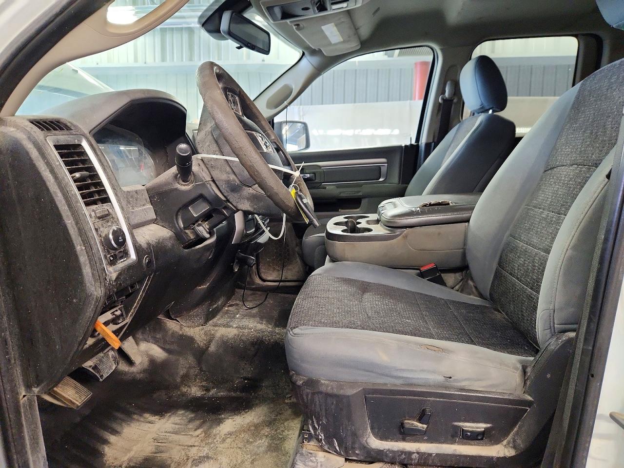 2019 RAM 1500 CLASSIC SLT photo 13