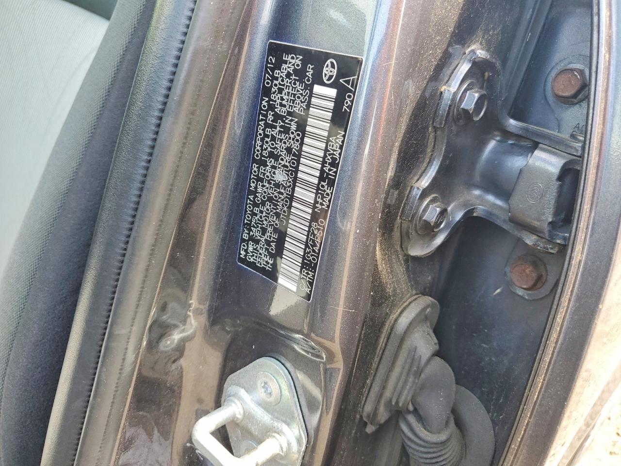 2012 TOYOTA PRIUS C TWO photo 12