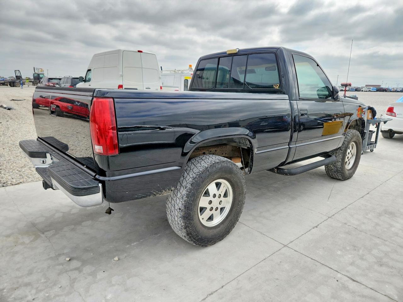1989 CHEVROLET GMT-400 K1500 photo 7