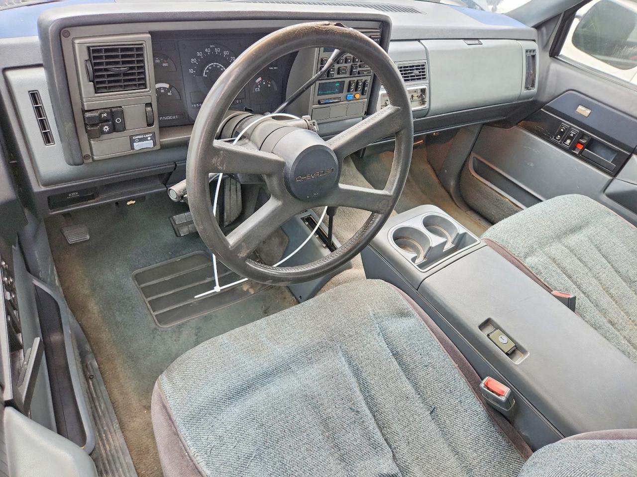 1989 CHEVROLET GMT-400 K1500 photo 22