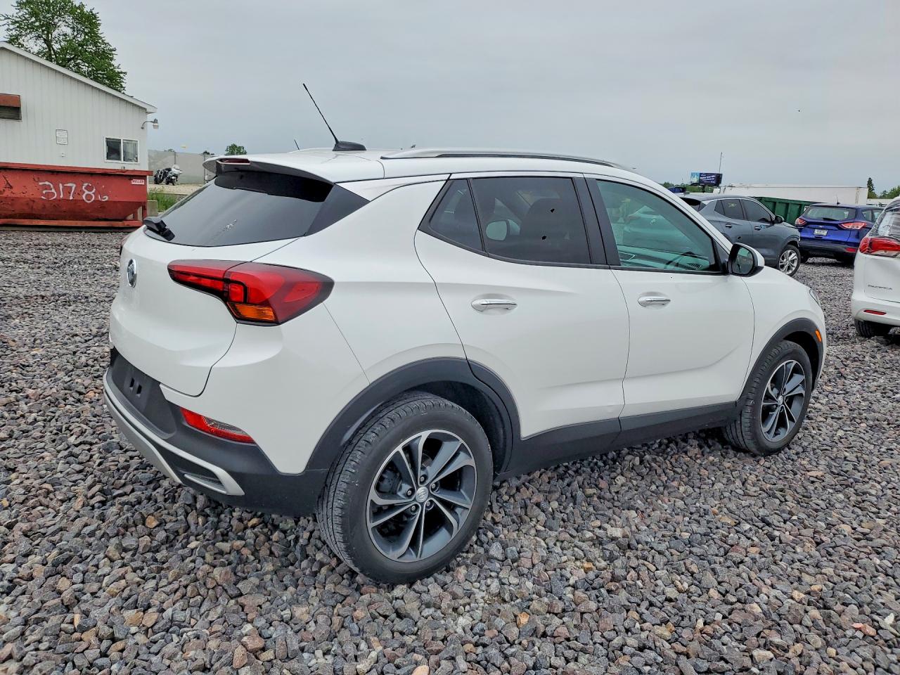 2020 BUICK ENCORE GX SELECT photo 5