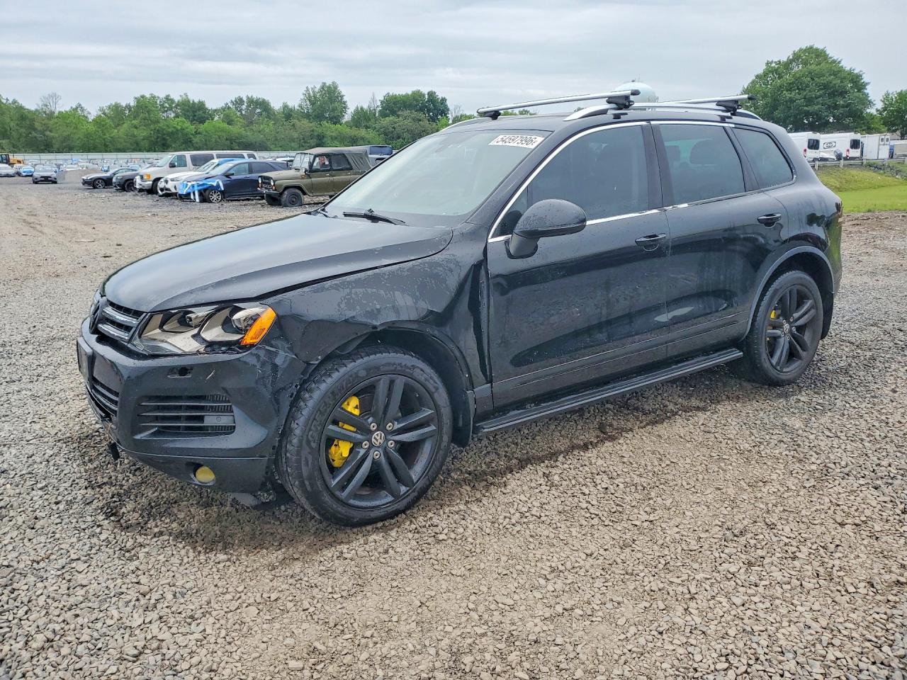 2013 VOLKSWAGEN TOUAREG