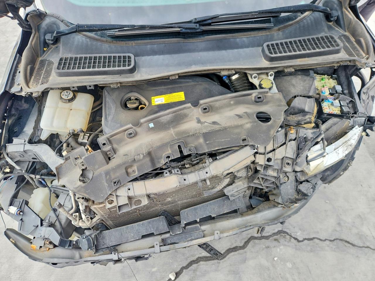 2015 FORD ESCAPE SE photo 34