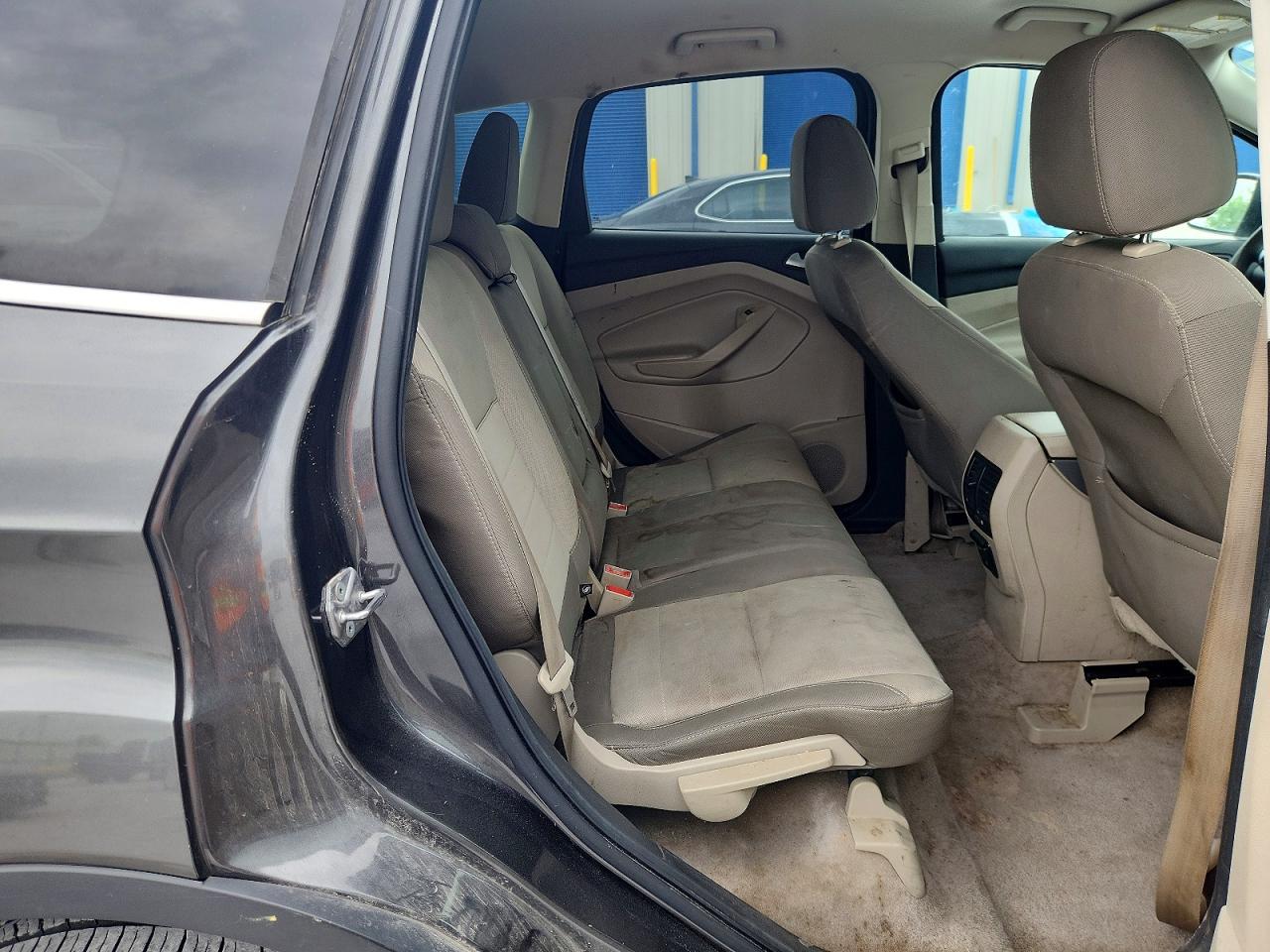 2015 FORD ESCAPE SE photo 31