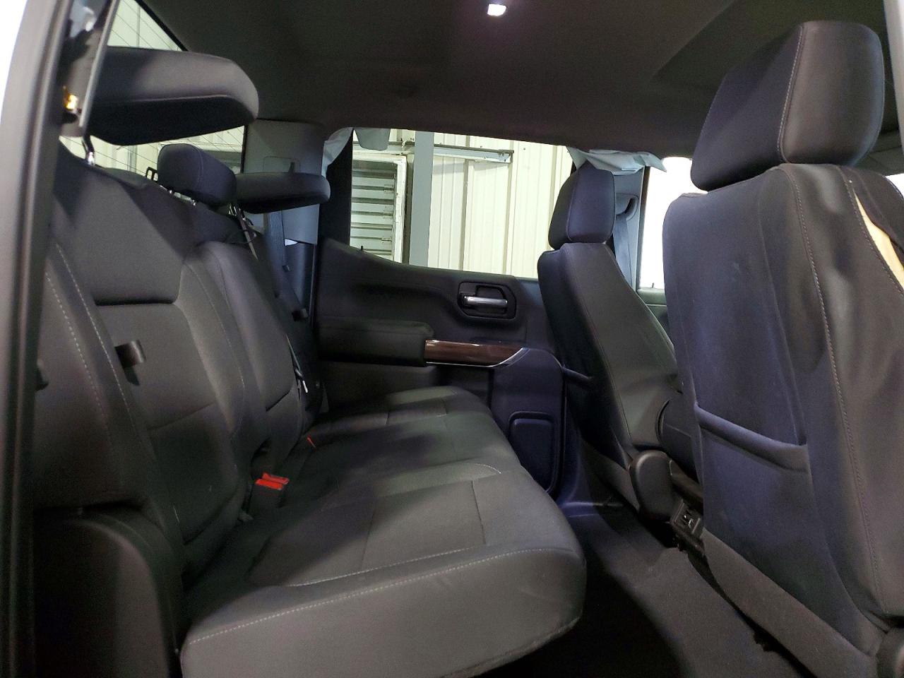 2019 CHEVROLET SILVERADO K1500 RST photo 19