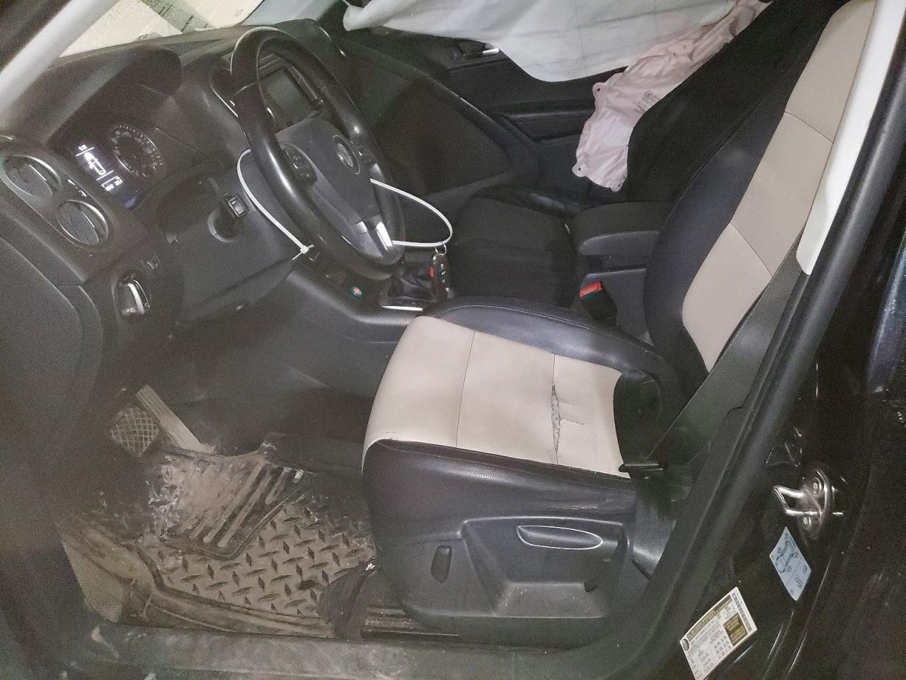 2017 VOLKSWAGEN TIGUAN S photo 13