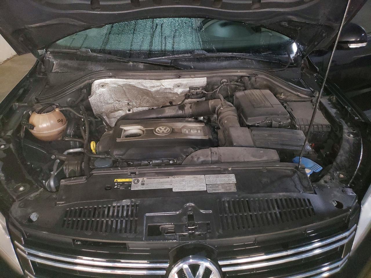 2017 VOLKSWAGEN TIGUAN S photo 23
