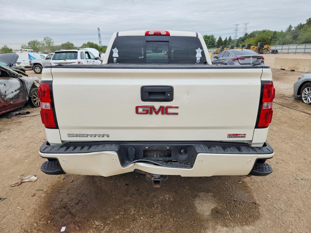 2015 GMC SIERRA K1500 SLT photo 16