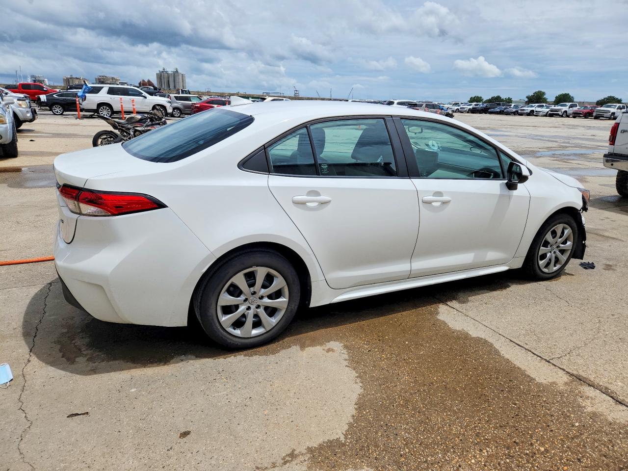2023 TOYOTA COROLLA LE photo 7