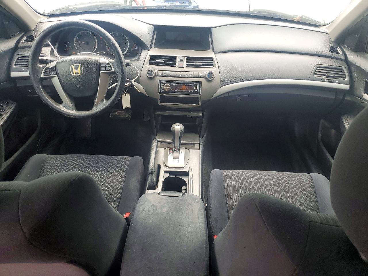 2011 HONDA ACCORD LX photo 15